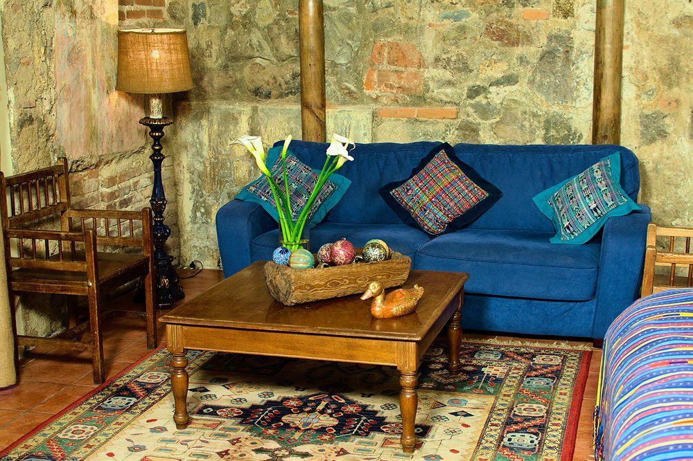 Hotel Sor Juana Antigua Ngoại thất bức ảnh